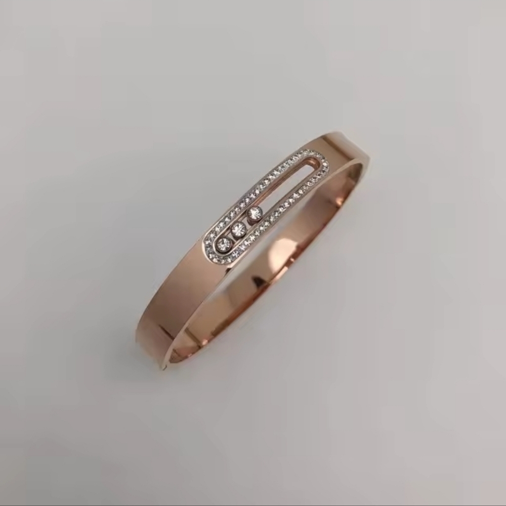Elegant Rouse Gold Women's Bracelet